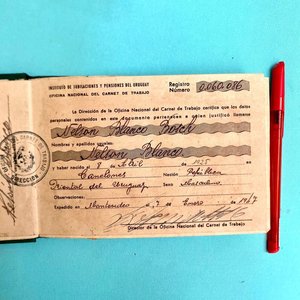 Carnet de Trabajo Antiguo Instituto de Jubilaciones y Pensiones Uruguay - imagen 3