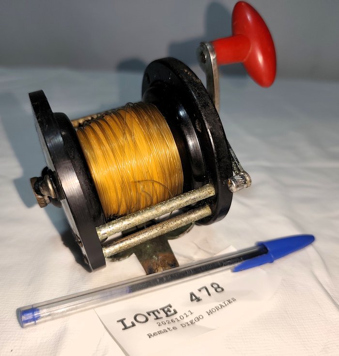 Reel Rotativo Pescador Modelo 220 Usado