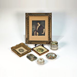 Lote de 7 Piezas: Cuadros, Cenicero, Pastillero y Pote Decorativo - imagen 2