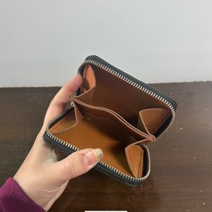 Billetera de Cuero Negra con Cierre para Dama - imagen 3