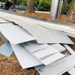 Lote de Chapas Lisas y Perfiles Metálicos para Reciclaje o Construcción - imagen 2