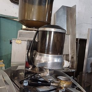 Máquina de Café Rilo con Molinillo Integrado - imagen 5