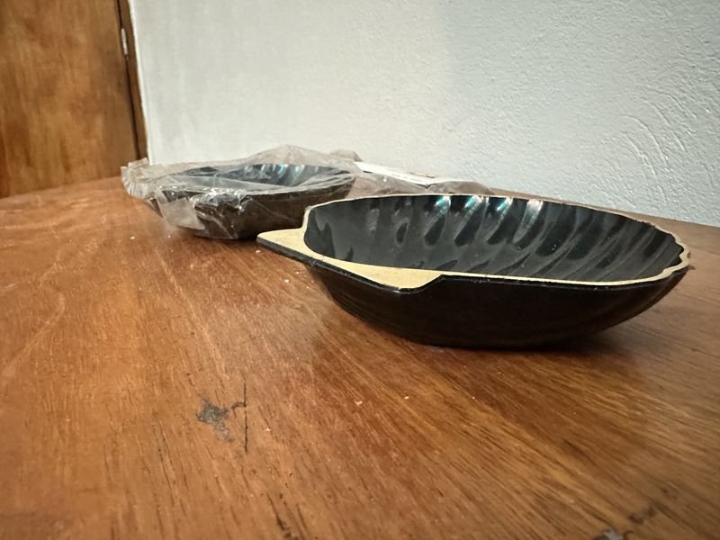 Platos de plástico para venta en remate - imagen 2