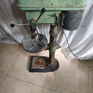 Taladro de Pie Usado para Taller - imagen 3
