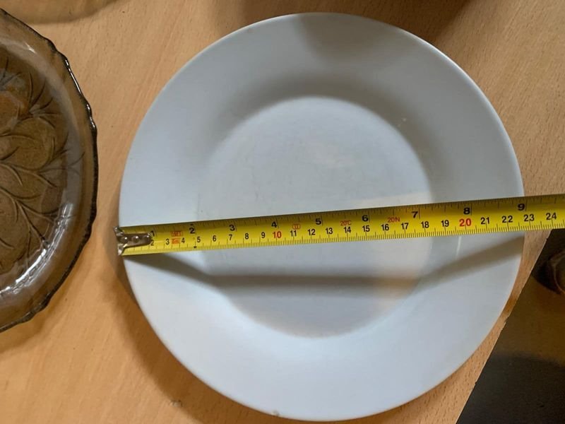 Lote de cerámica con platos y sartén - imagen 3