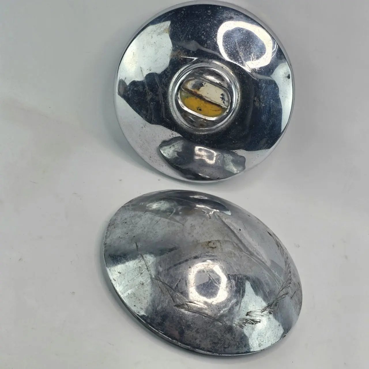 Juego de 2 Tazas de Rueda Cromadas