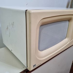 Horno Microondas White-Westinghouse Crema Digital Usado - imagen 3