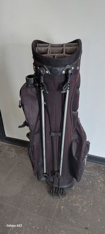 Bolsos para palos de golf en excelente estado - imagen 3
