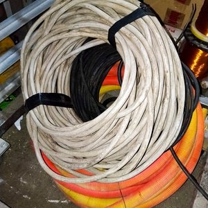 Lote anterior: Rollo de Manguera Corrugada y Rollos de Cable Eléctrico