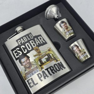 Set de Petaca y 2 Vasos "El Patrón" - imagen 3