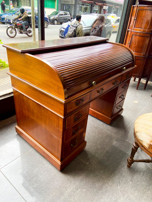 Escritorio Antiguo con Tapa Enrollable y Mueble Esquinero de Madera - imagen 1