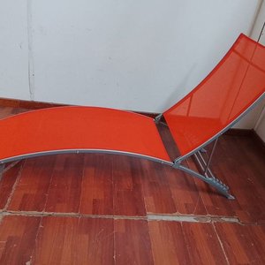 Lote anterior: Reposera Plegable Naranja Estructura Metálica para Exteriores