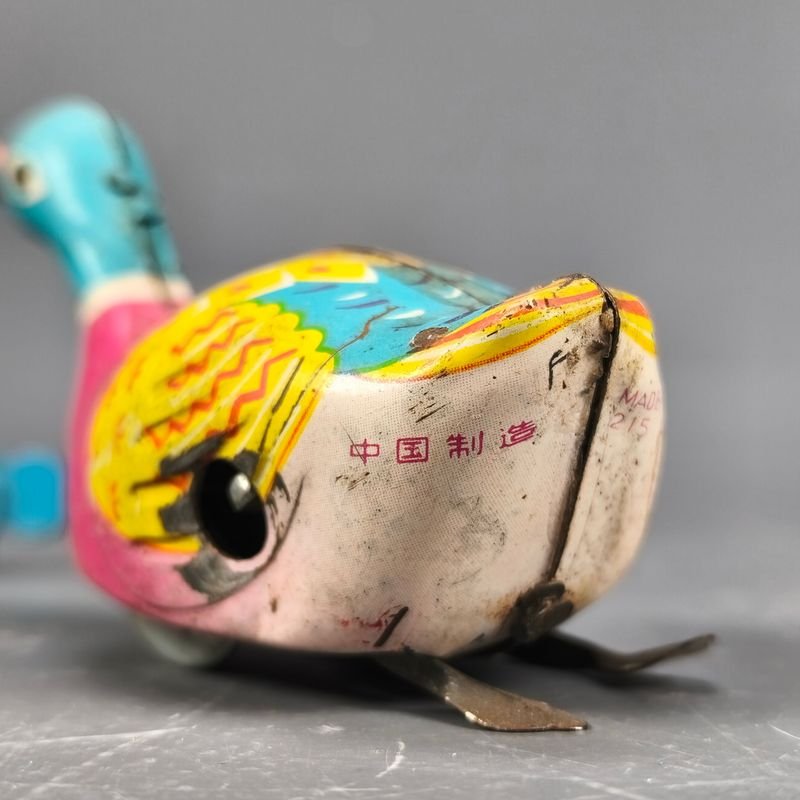 Pato en chapa a cuerda de procedencia japonesa, juguete funcionando - imagen 4