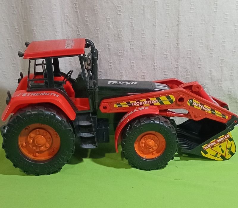 Lote anterior: Pala excavadora juguete de 50 cm