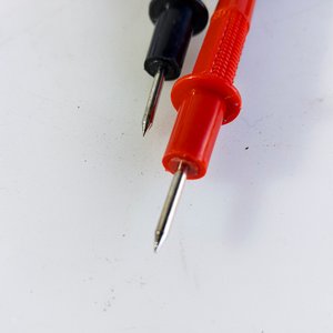 Pinza Amperimétrica, Pinza para Cerámica y Extintor de Auto - imagen 2