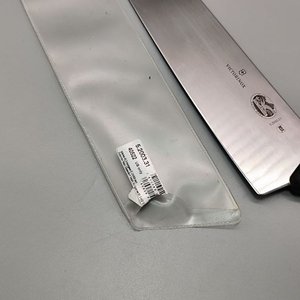 Cuchillo Profesional Victorinox Hoja Ancha Negra Made in Switzerland - imagen 6