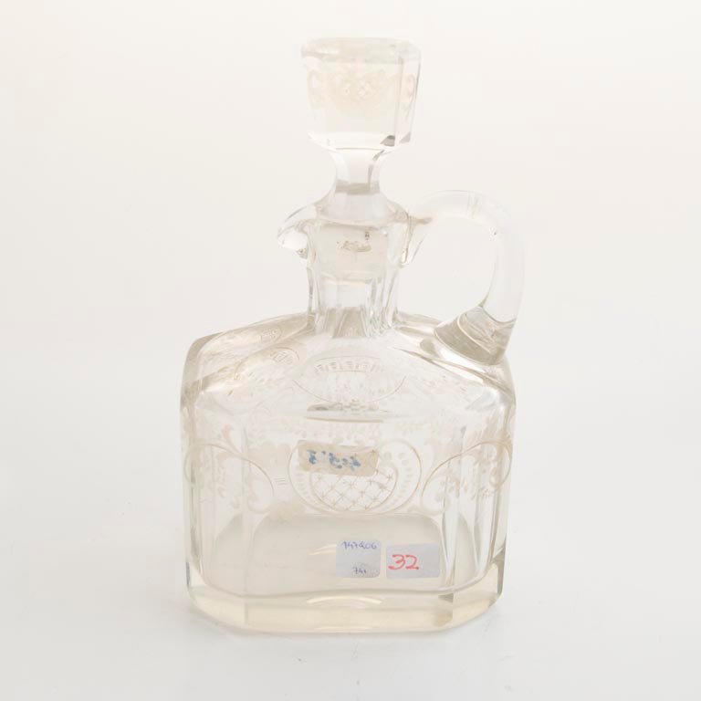 Botellón de Cristal Hialino Tallado con Tapón y Asa - 25cm