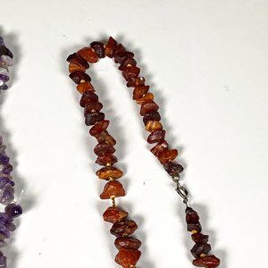 Tres Collares de Piedras Naturales: Negro, Amatista y Ámbar - imagen 5