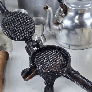 Lote de Cacerolas, Ollas y Utensilios de Cocina de Aluminio - imagen 3