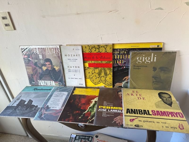 Item 896172 - Image 0