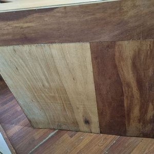 Escritorio de Madera con Bandeja Superior y Cajonera Integrada - imagen 5