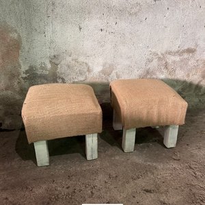 Par de Bancos Tapizados en Arpillera - imagen 2