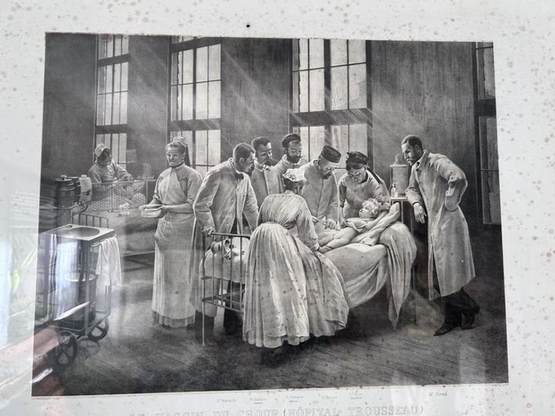 CUADRO LE VACCIN DU CROUP HOSPITAL TROUSSEAU PARIS MARCO DE MADERA PASPARTU C/HUMEDAD - imagen 2