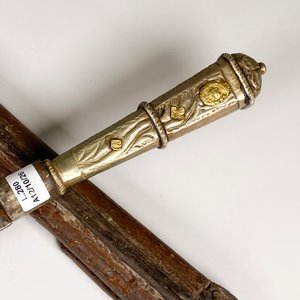 Facon Antiguo con Cabo de Platería Criolla y Vaina de Cuero - imagen 3