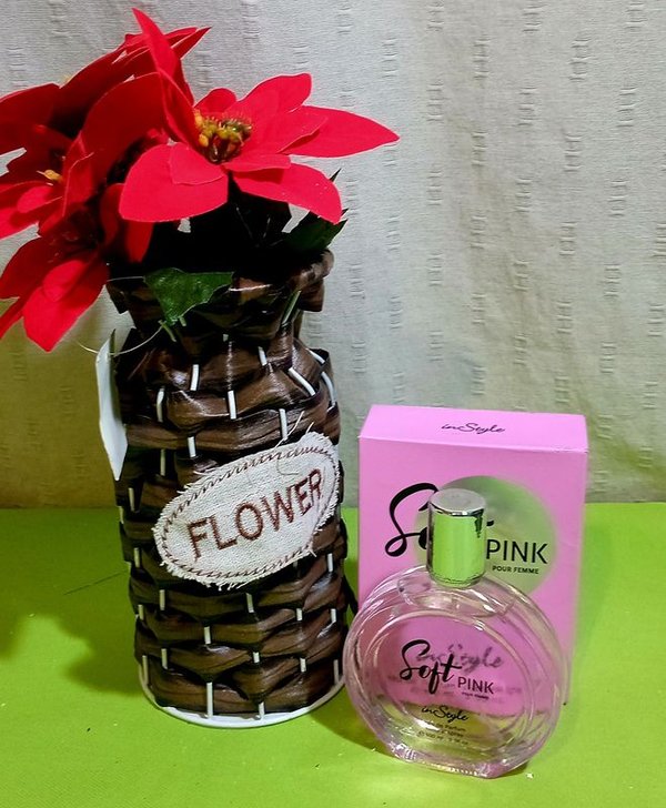 Florero Artesanal y Perfume "Soft Pink" para Mujer