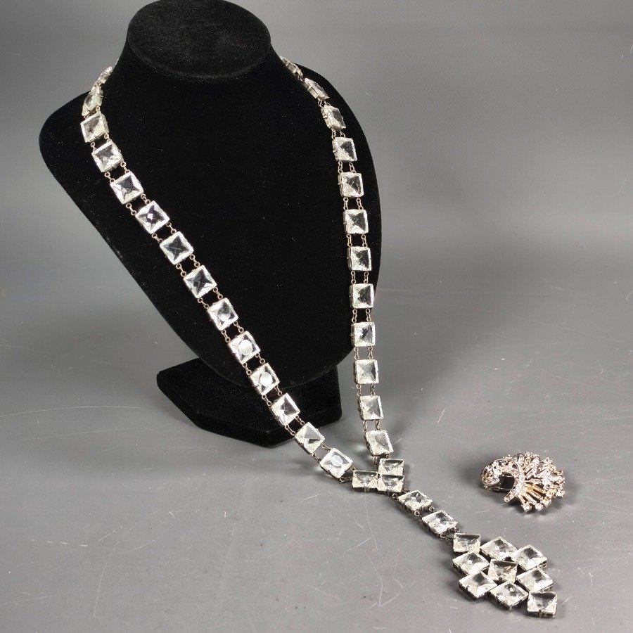 Item 16481 - Image 0