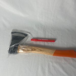 Hacha de Mano Nueva con Cabo de Madera - imagen 2