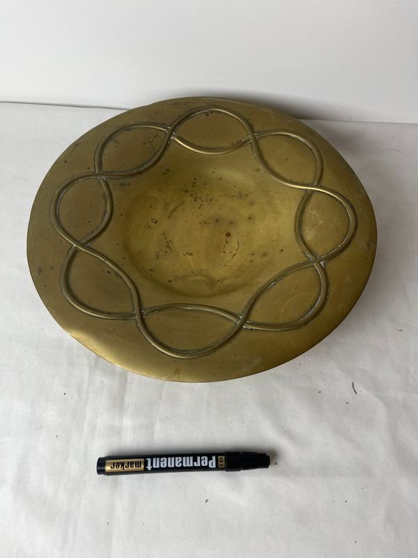 Lote anterior: Centro de mesa decorativo en metal