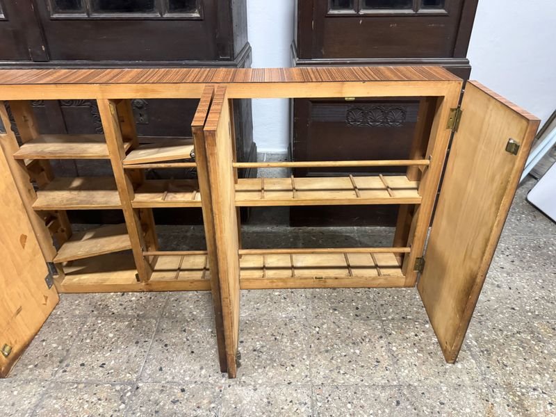 Estantería aérea de madera con estantes internos - imagen 6