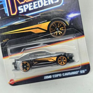 Hot Wheels Neon Speeders 2018 COPO Camaro SS - imagen 2