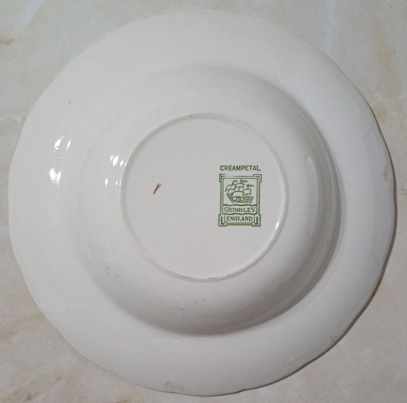 Plato de porcelana INGLESA, CREAMPETAL GRINDLEY, con diseño morado y dorado - imagen 4