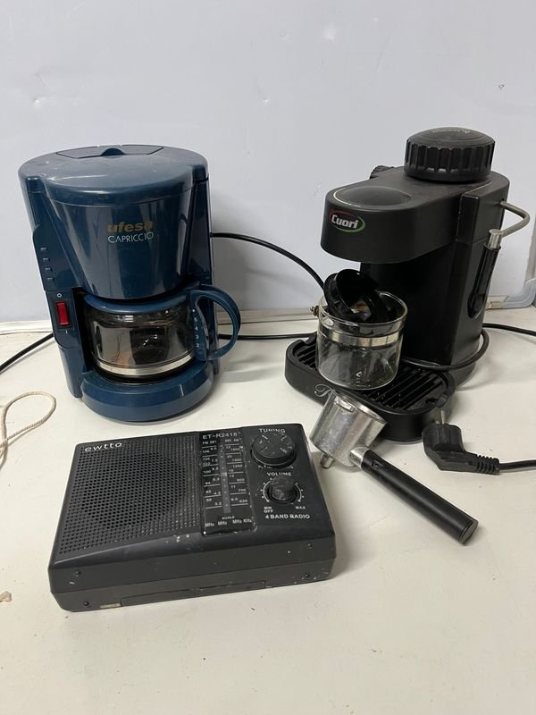 Lote: Cafeteras Ufesa y Cuori, Radio Ewtto - Funcionando
