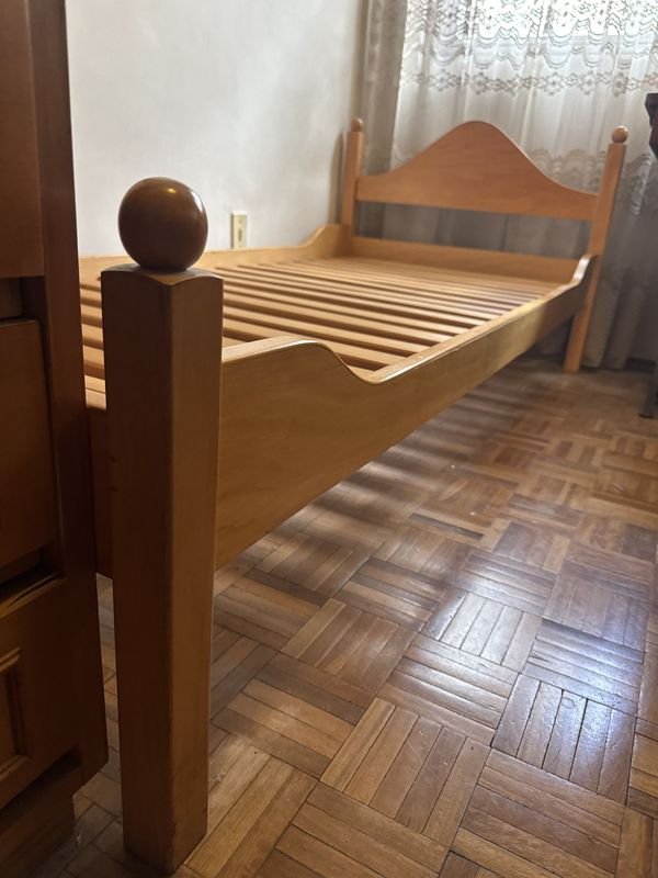 Cama de una plaza en guatambú macizo - Muebles de calidad - imagen 6