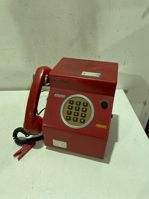 Item 28008 - Image 0