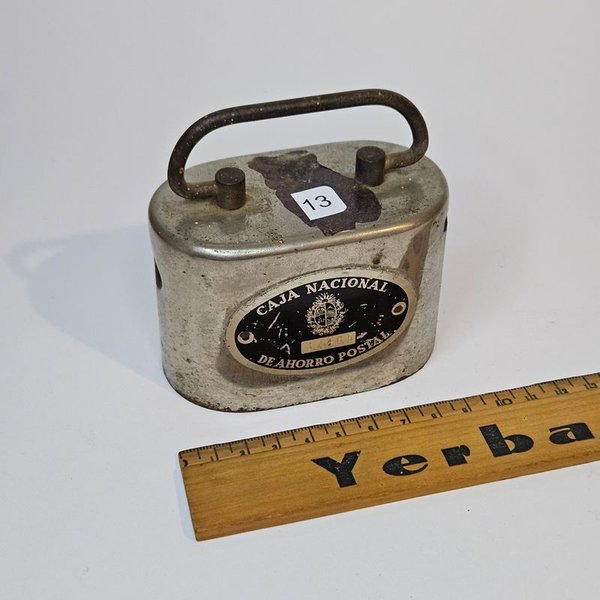 Alcancia de la Caja Nacional de Ahorro Postal: Un objeto histórico en excelente condición - imagen 2