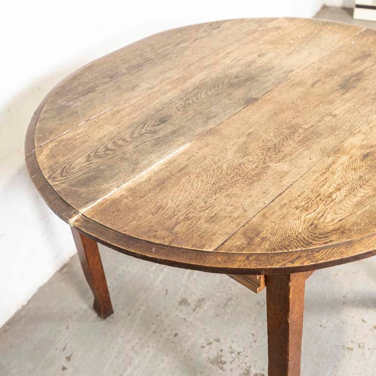 Mesa de comedor circular en roble con detalles de calidad - imagen 2