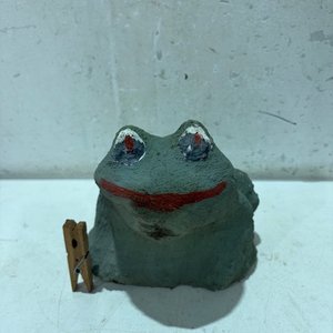 Lote anterior: Sapo Decorativo de Jardín en Material Rústico