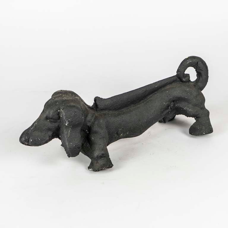 Lote anterior: Limpia botas forma de perro salchicha - Medidas: largo 36cm
