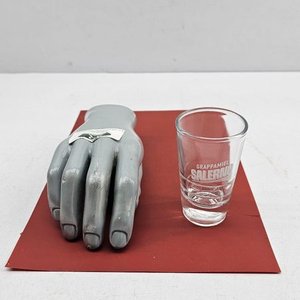 Lote anterior: Vaso de Vidrio con Publicidad de Grapamiel San Remo