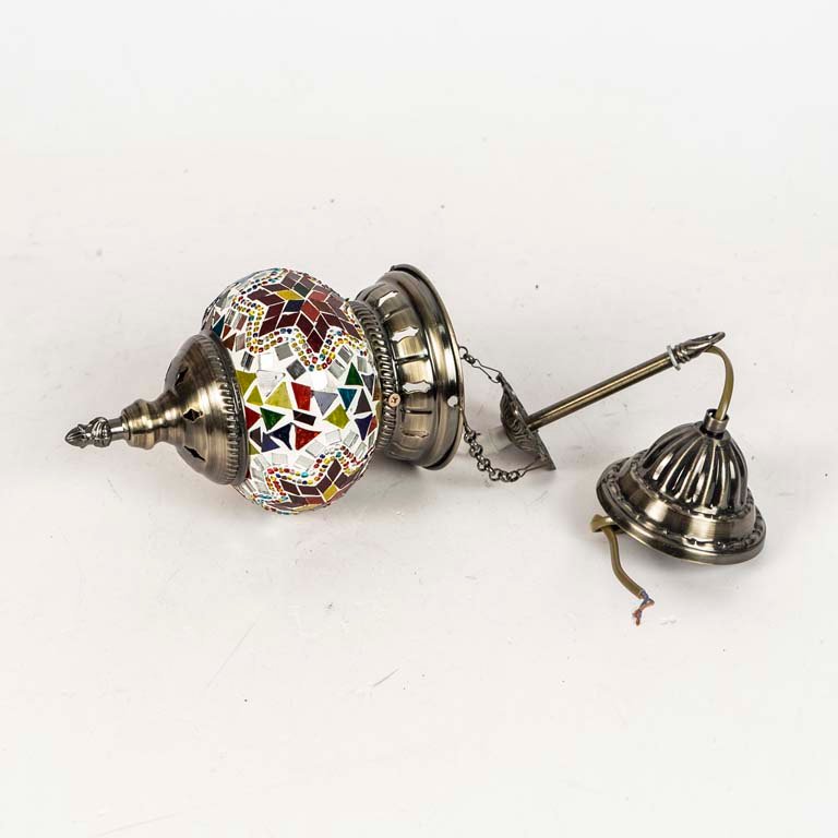 Lote anterior: Colgante de metal con vidrios pegados estilo marroqui
