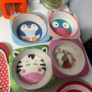 Lote de Utensilios de Cocina, Vajilla Infantil y Relojes Despertador - imagen 8
