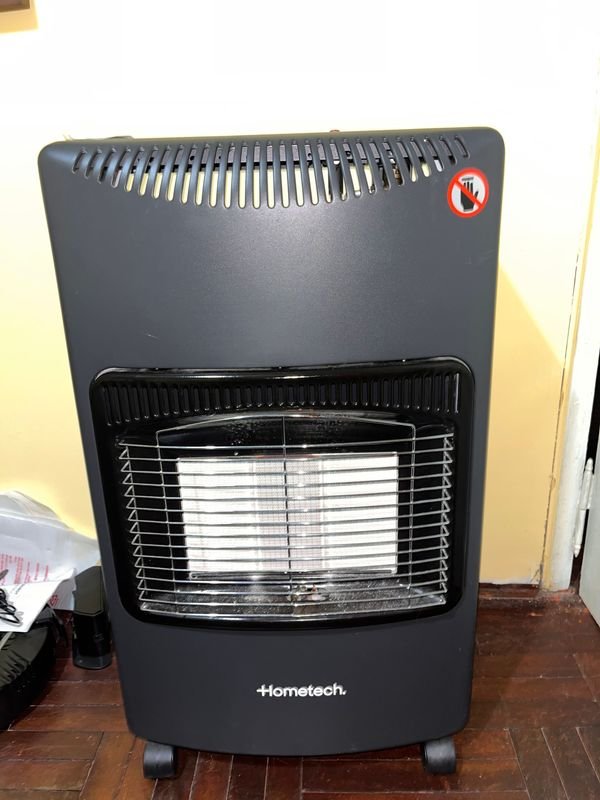 Lote anterior: Estufa a gas Hometech sin uso con válvula