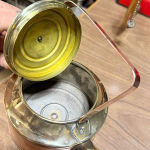 Antigua Pava Eléctrica TEM de Bronce y Cobre con Tapa y Asa Móvil - imagen 7