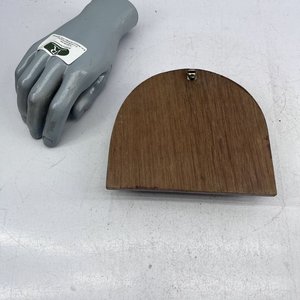 Porta Llaves Holandés de Madera y Cerámica con Molino y Figuras - imagen 2