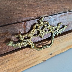Panera de Madera con Herraje de Bronce - imagen 5