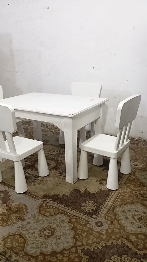Juguetes para niños: mesa y sillas infantiles - imagen 4